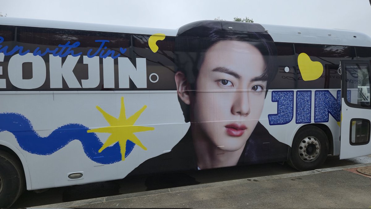 GRAPHICS JIN ♥️ tweet media