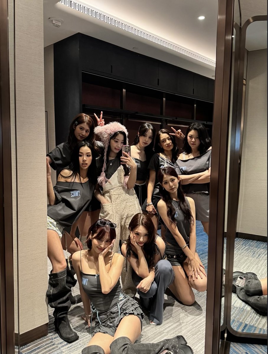 todayisnongcake's tweet photo. นายกเทศมนตรีเมืองเซนต์พอลประกาศให้วันที่ 12 เมษาเป็นวัน TWICE Day เพื่อเป็นเกียรติและต้อนรับในโอกาสที่ทไวซ์เดินทางไปแสดงคอนเสิร์ตที่รัฐมินนิโซตาเป็นครั้งแรก https://t.co/thBSU7zJNa