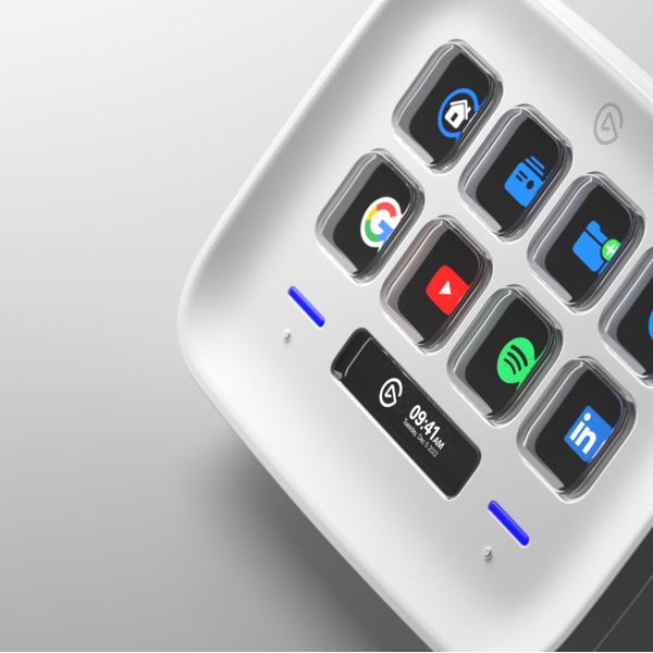 ENETJP's tweet image. 本日より人気デバイス #Elgato #StreamDeck が
#ノジマオンライン で購入できるようになりました🎉

液晶付きボタンを自分好みにカスタマイズができるので、
よく使うアプリの起動もワンボタンで直感的に使える！
ショートカットにもなるので時短したい方におすすめです〇