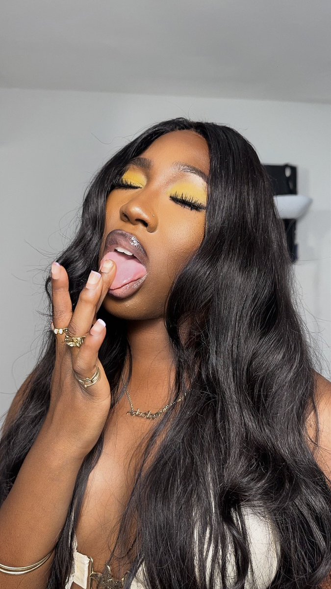 ruthiecanoochi's tweet image. IG : Dolledbycanoochi on the makeup 

#losangelesmua #makeupartist #mua