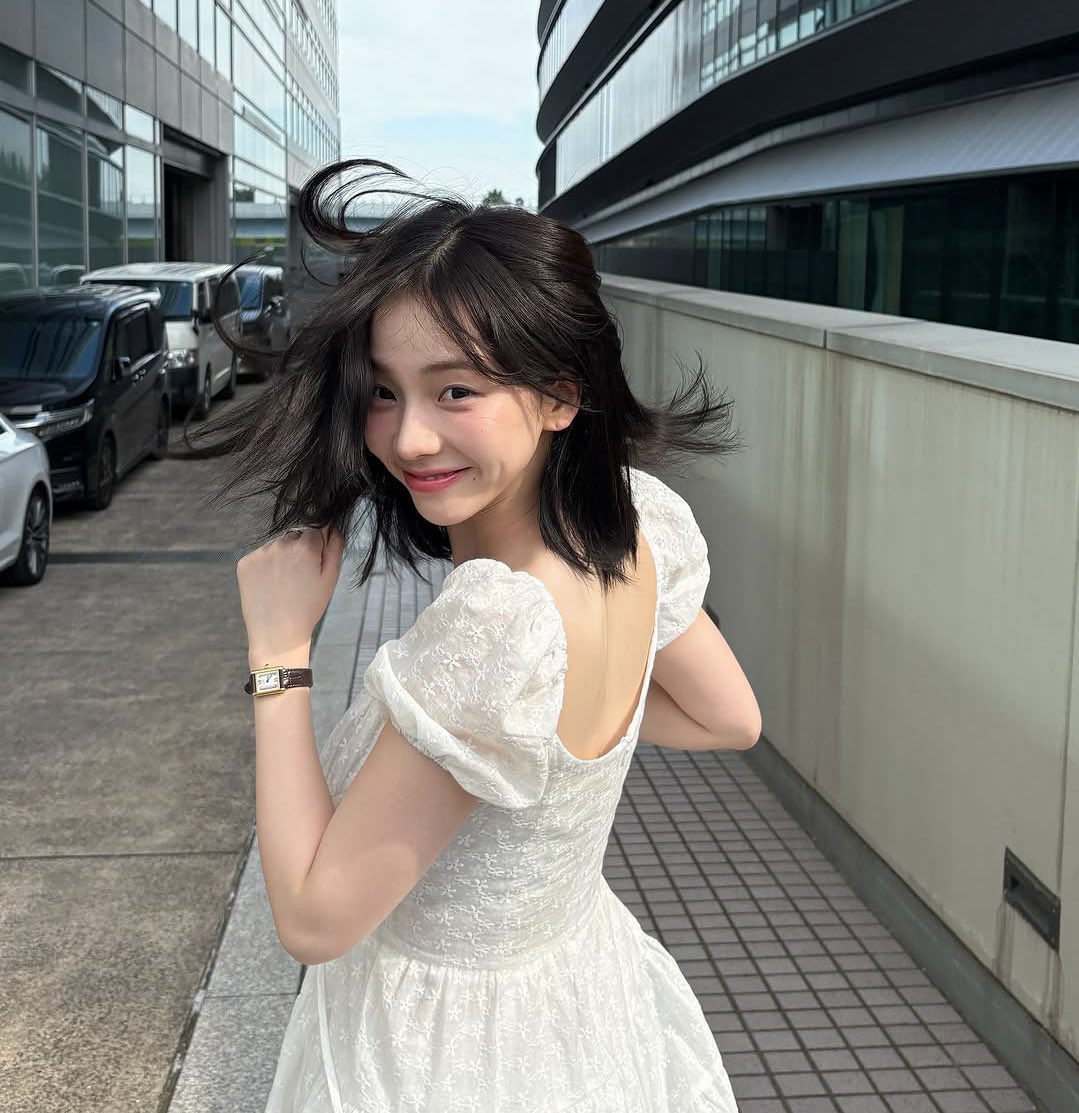 HAPPY BIRTHDAY KARINA!!!! 🩷🩵🤍❤️💙🤎🧡💜💛🖤💚🩶

I BLUU YOU KARINA
#KarinaAsYuAre
#카리나_생일이다_후웅