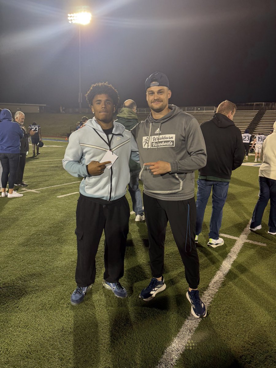 Armane1_'s tweet image. Had an amazing experience at Junior Day today! Grateful for the opportunity to meet the coaching staff and learn more about the program. Looking forward to building relationships and continuing to work. #Recruiting #AGTG #BeTheStandard