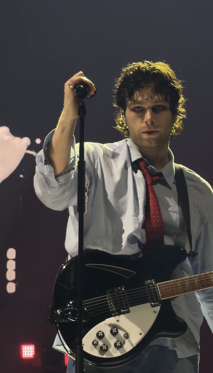 5SOS UPDATES ★ tweet media