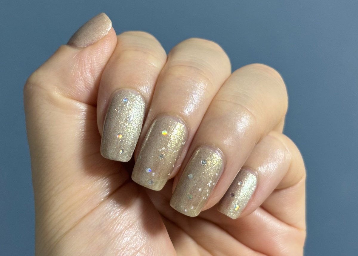 ふにょ tweet media