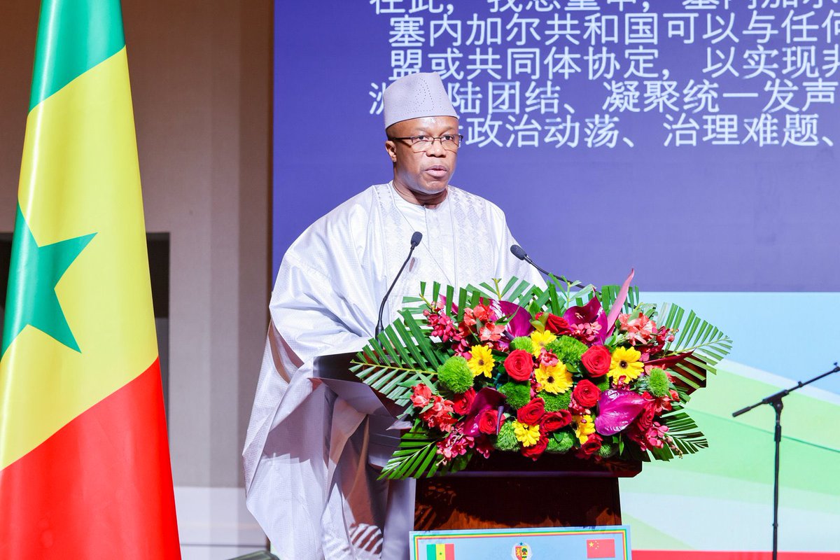 SyllaSori's tweet photo. Célébration à Beijing du 66eme  anniversaire de l’indépendance du Sénégal et du 10eme anniversaire du Partenariat global stratégique sino-sénégalais. Pragmatisme, efficience et coopération gagnant-gagnant caractérisent cette relation multiforme et exemplaire. 1/2 https://t.co/5sFLvNJuFx