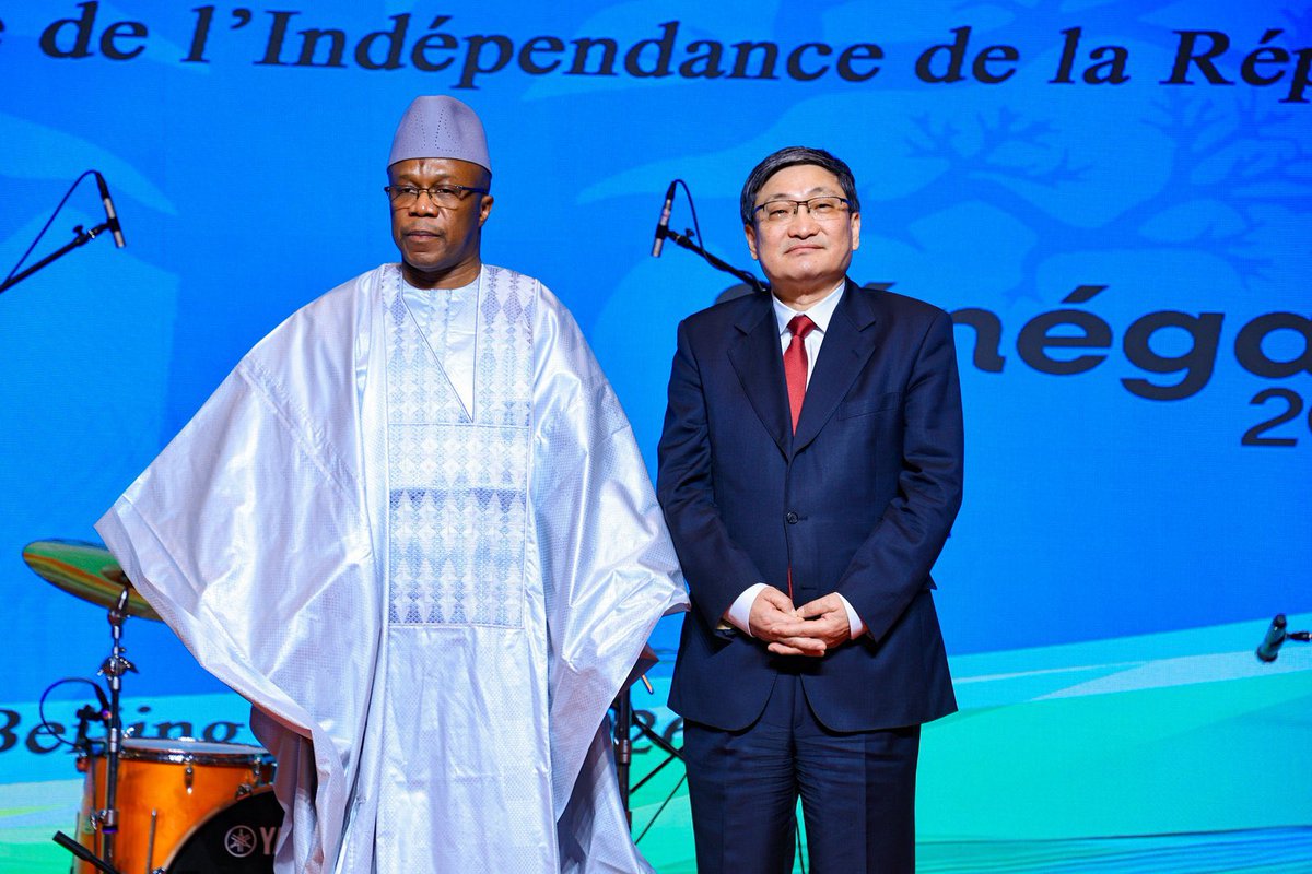 SyllaSori's tweet photo. Célébration à Beijing du 66eme  anniversaire de l’indépendance du Sénégal et du 10eme anniversaire du Partenariat global stratégique sino-sénégalais. Pragmatisme, efficience et coopération gagnant-gagnant caractérisent cette relation multiforme et exemplaire. 1/2 https://t.co/5sFLvNJuFx