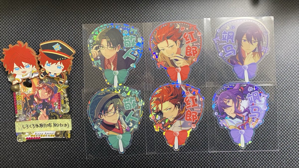 しろくろ tweet media