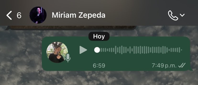 Miriamzp's tweet photo. Necesitaba mandarle un vn a mi amiga para contarle algo que pasó hoy, que tenía que ver con ella y que me puso muy molesta. En vez de eso grabé el vn y me lo mandé en mi misma, sabía que si se lo mandaba a ella iba a odiar gente y se iba a poner peor que yo. ¿Hice bien? https://t.co/wiUDzNjYSb