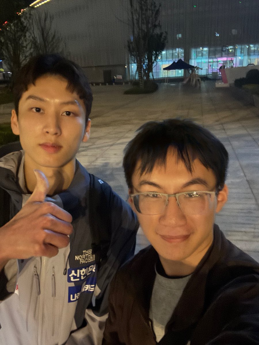 崩溃需要芬兰拉普猎犬 tweet media