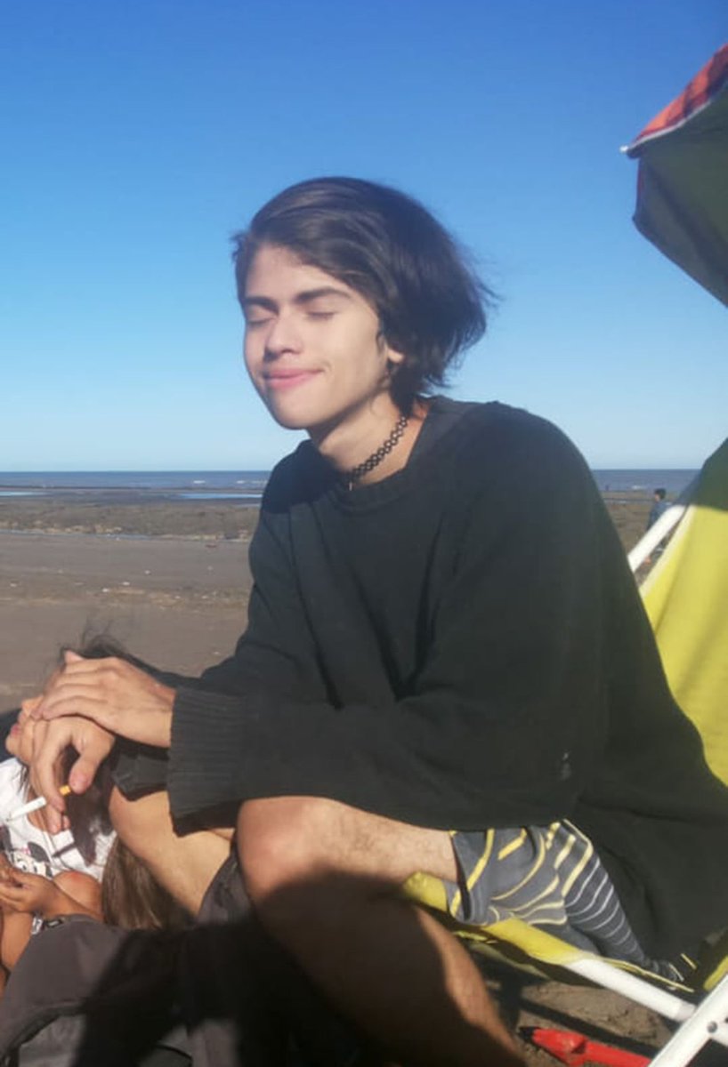 Agustín Muñoz
Una amiga realizó una falsa denuncia de abuso  y el se quito la vida 2018 Bariloche.Por eso digo no en los medios  a  las Andrea del Boca y su Anna