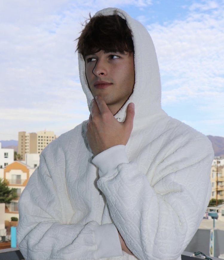 james potter !ยก tweet media