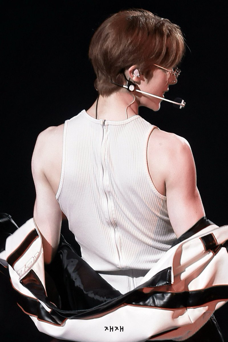 hpyj__'s tweet photo. (아직아무말도않함) https://t.co/jw4fj61dlf