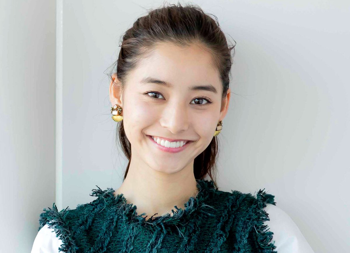 oricon's tweet photo. 中島裕翔、新木優子と結婚へ💐

🔻報告全文
https://t.co/pAXQPNROlU

中島は2007年にHey! Say! JUMPのメンバーとしてCDデビュー。25年8月末でグループを卒業し、以降はソロで活動している。新木とは映画『僕らのごはんは明日で待ってる』、ドラマ『SUITS／スーツ』で共演した。2人はともに32歳。 https://t.co/8XzdRJ3qhL
