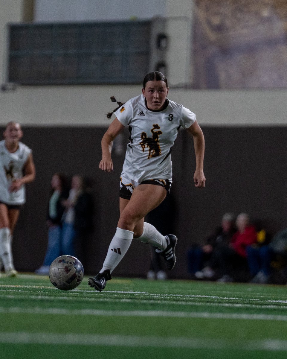 Wyoming Cowgirl Soccer tweet media