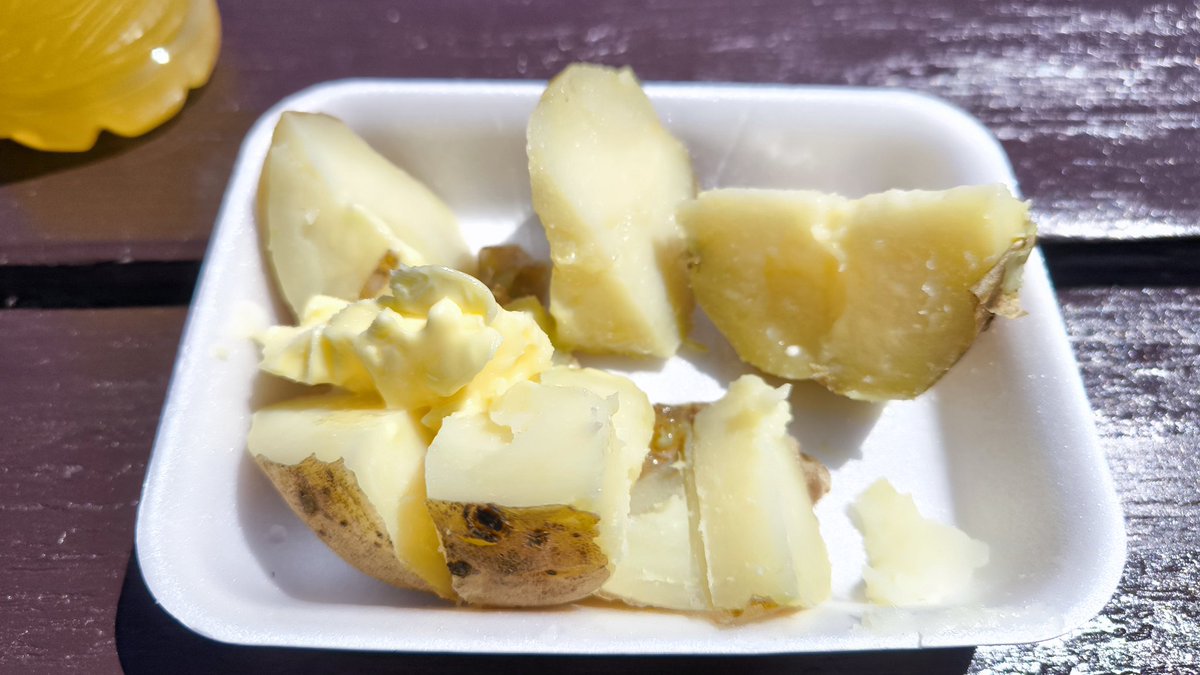 しろくま@シーズンイン🏍️✨ tweet media