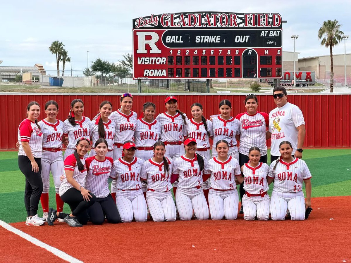 roma_softball's tweet photo. Huge congratulations to our Lady Gladiators, PLAYOFF BOUND🥎🔥 All the hard work and dedication these girls have shown is paying off! Currently at 10-4 in district and 17-6-1 overall,! The girls have also broken the record for most regular season and district wins in a year 💪✨ https://t.co/trPkJV9Jw4
