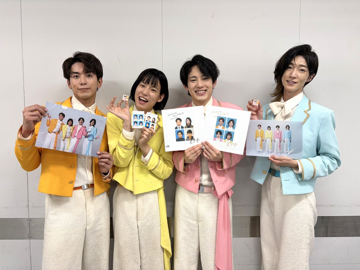 モナキ tweet media