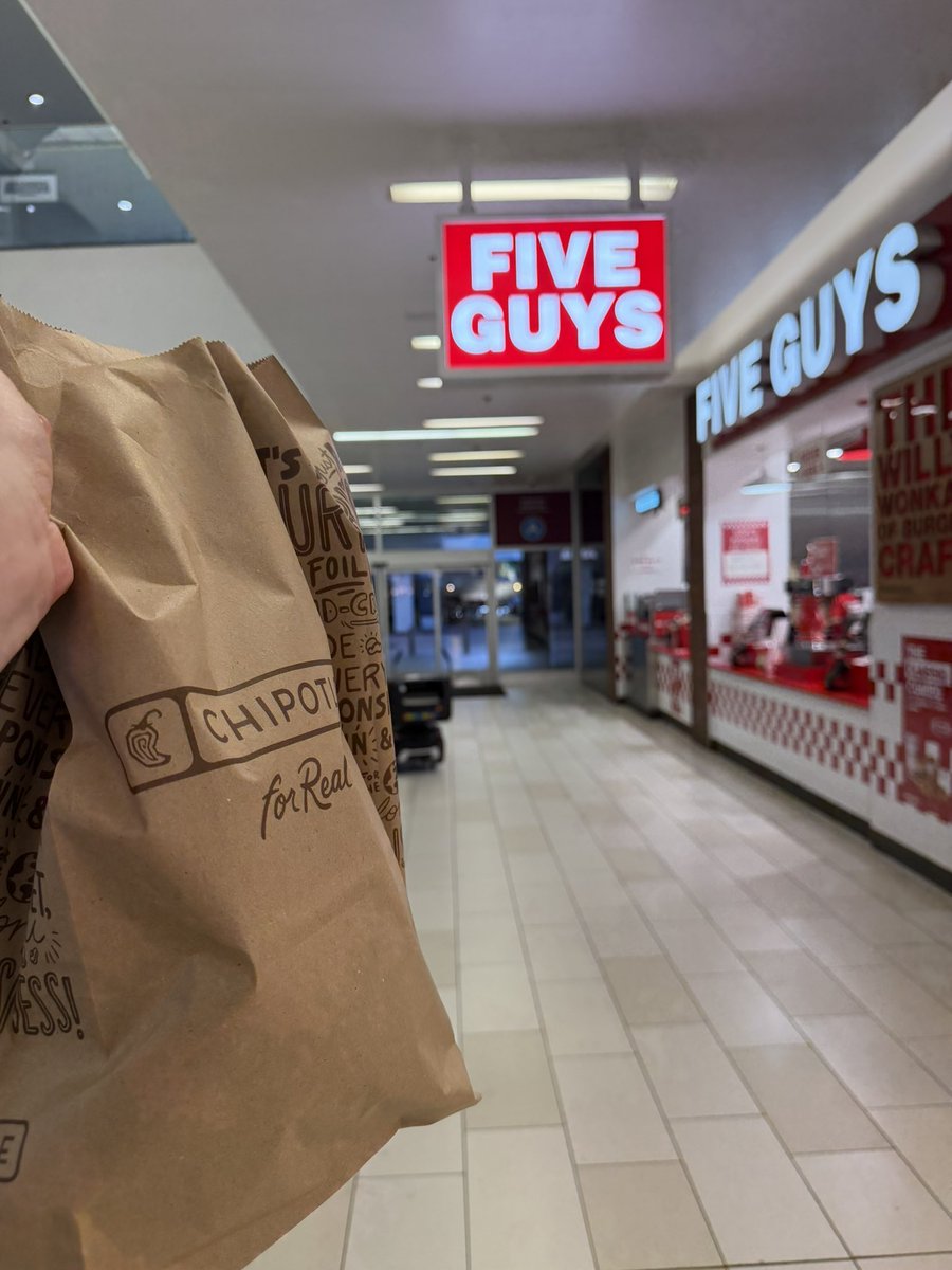 Flamour🔜AC tweet media