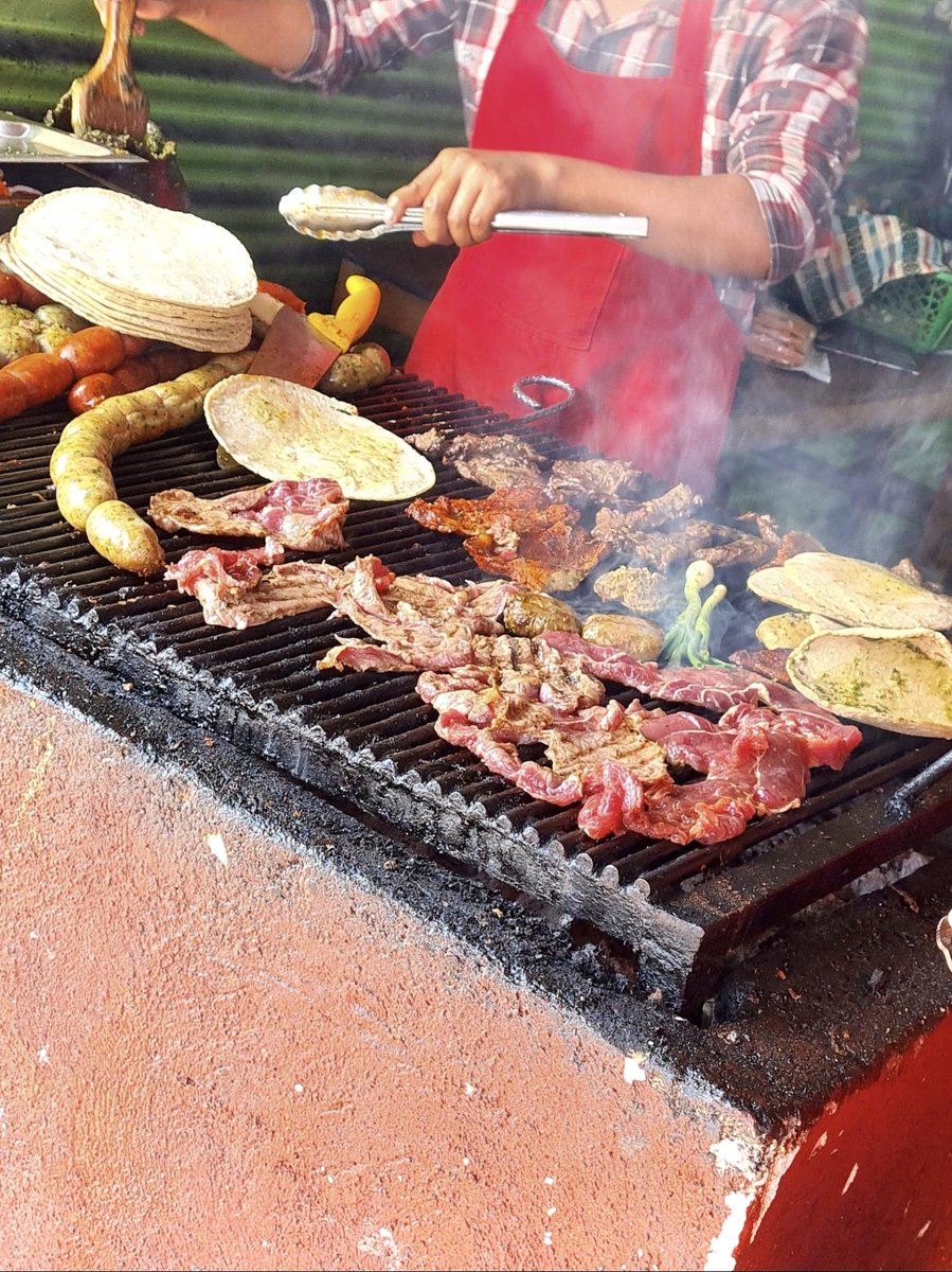 A L E J A N D R O tweet media