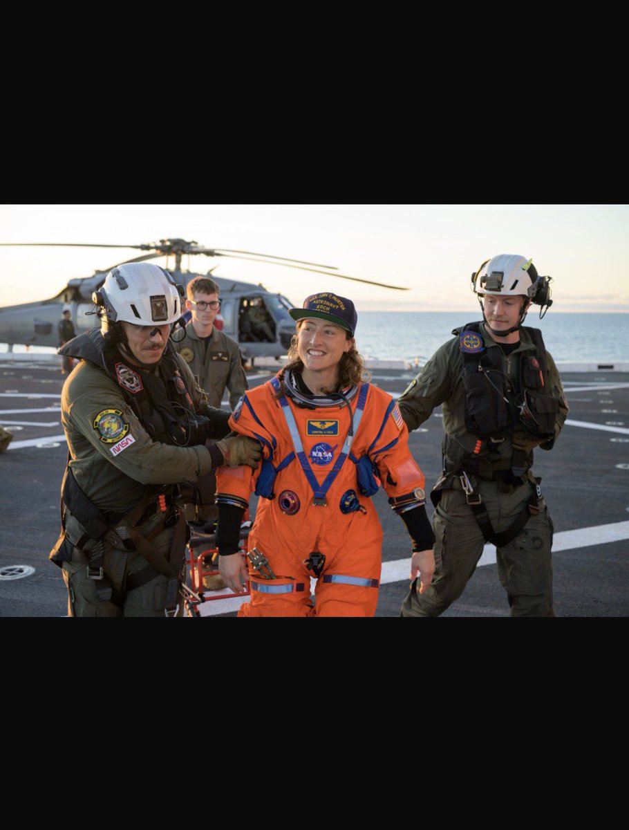 Chinook Crew Chick tweet media