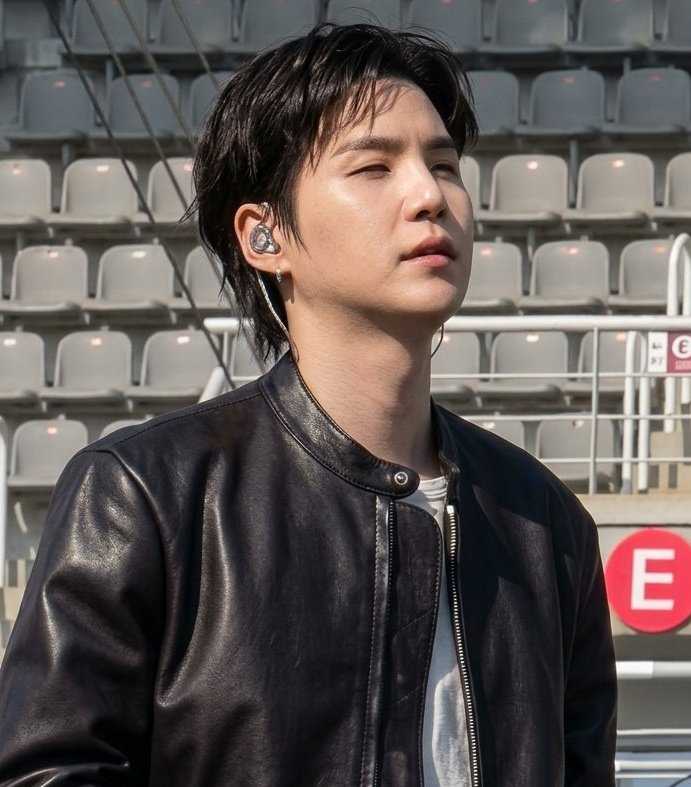 yaz⁷ ⊙⊝⊜ ARIRANG tweet media