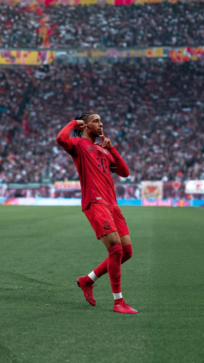 lynxchizzy's tweet image. Hi guys, I'm Mr Nonchalant 😎 
#Olise #munich #Bundesliga