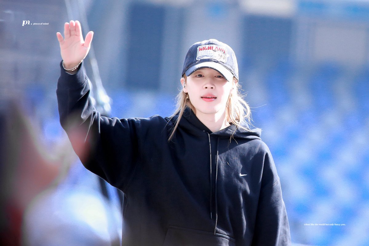 piecesofmind tweet media