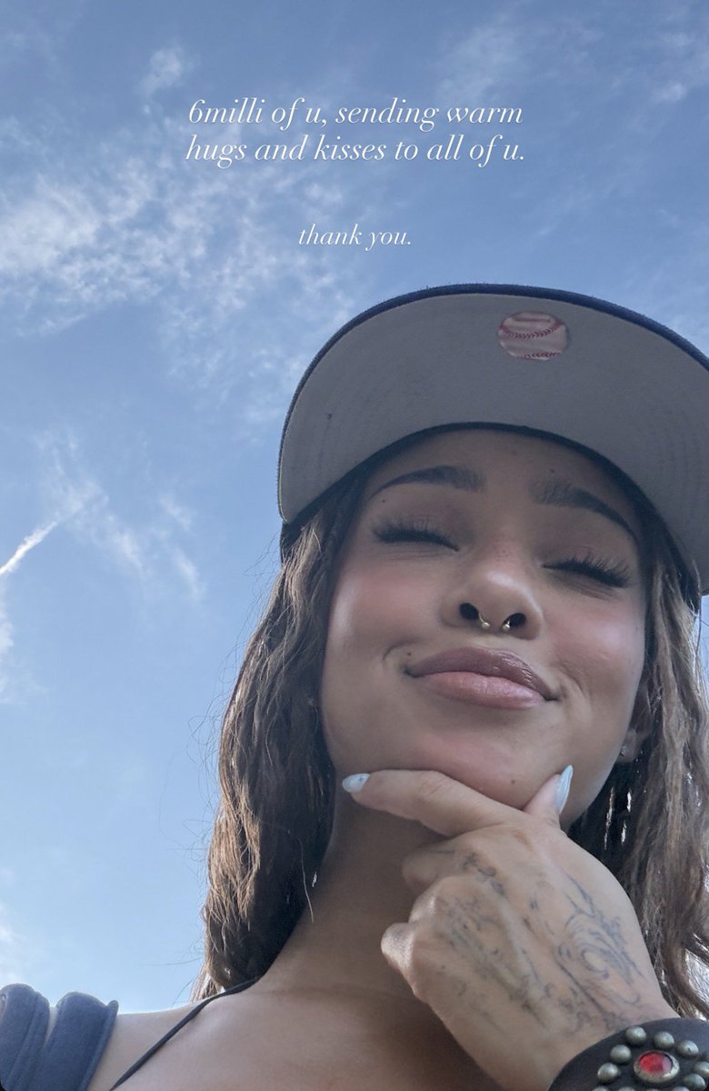 rmbpink's tweet image. This is the first thing I saw this morning!!! The people princess!! #FreeManon #WeLoveYouManom