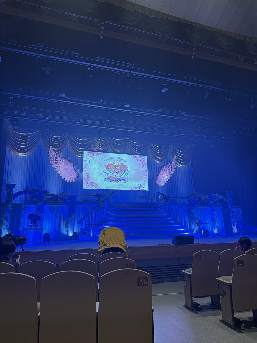 じもん tweet media