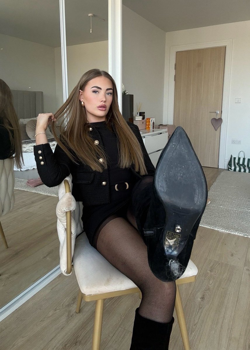 🫦Goddess Leoni 🫦 tweet media