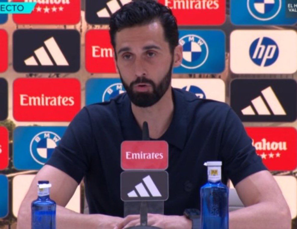 Media Bayern France tweet media