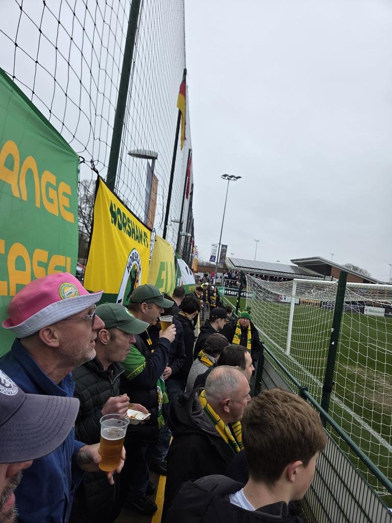 Leap like a Salmon Jase! tweet media