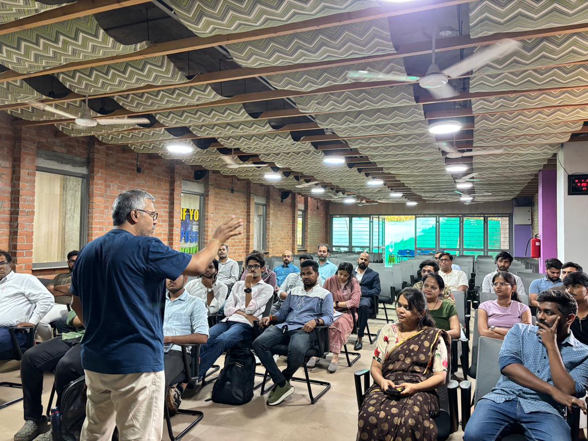 Deshpande Startups™ tweet media