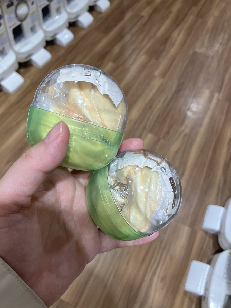 ずさし tweet media