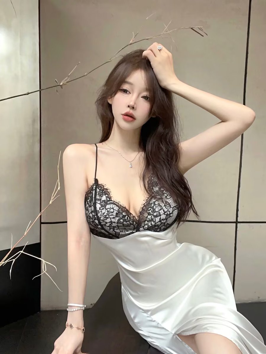 CNunmaker60669's tweet image. 🚗她想带他去榆林看海，去南京爬山，去咸阳万象天地吃那家按摩他念叨了资源很久的湘菜。

请点击了解 @nagy100NAGY100