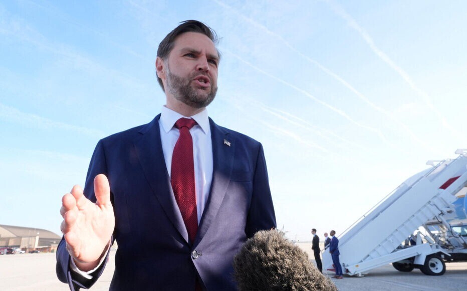 Le Parisien tweet media