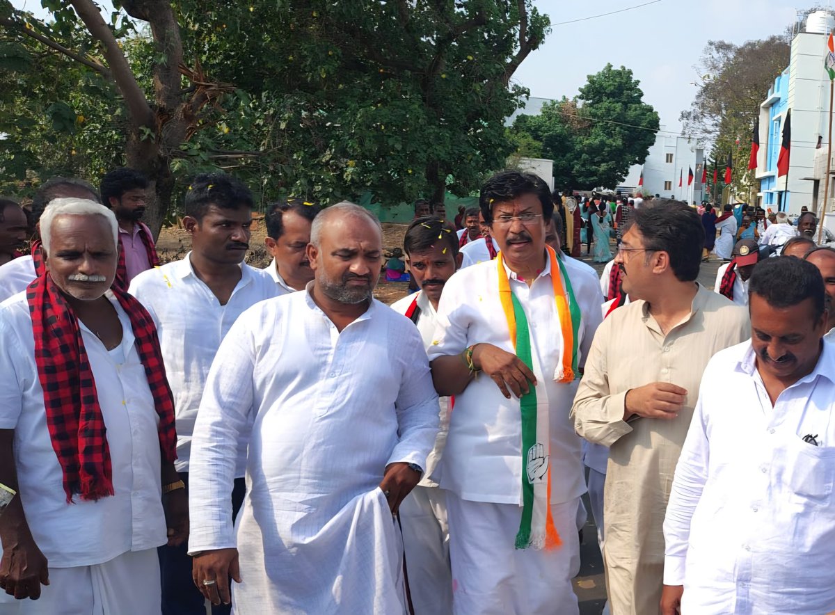 Krishnagiri congress candidate <a href="/ChellakumarDr/">Dr ChellaKumar MP</a> ji election campaign. <a href="/ShayarImran/">Imran Pratapgarhi</a> 
<a href="/ariefaicc786/">Mohammed Arief</a> <a href="/KGMJavithKhan/">KGM Javith Khaan</a> @selvaperunthagai <a href="/INCMinority/">Congress, Minority Department</a> <a href="/mehrozkhaninc/">Mehroz Khan</a> <a href="/MlaKaneezfatima/">Kaneez Fatima</a>