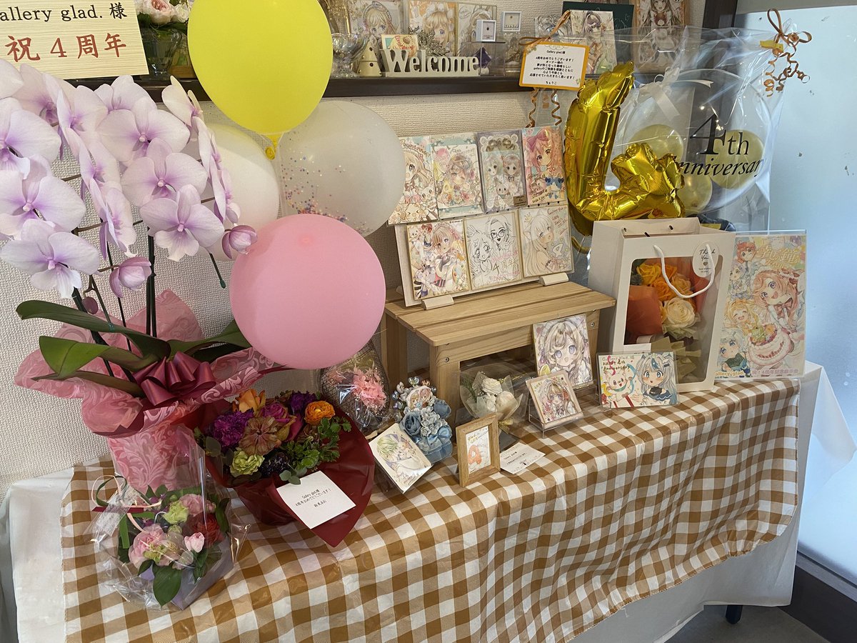 Gallery glad. tweet media