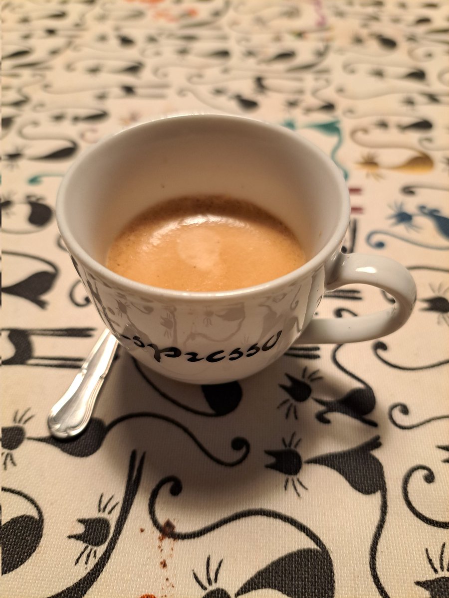CARLESRIUS's tweet image. Bon dia, dia 
Un #cafè?
#CoffeeTime #Coffeemorning
#CoffeeLovers #Coffee