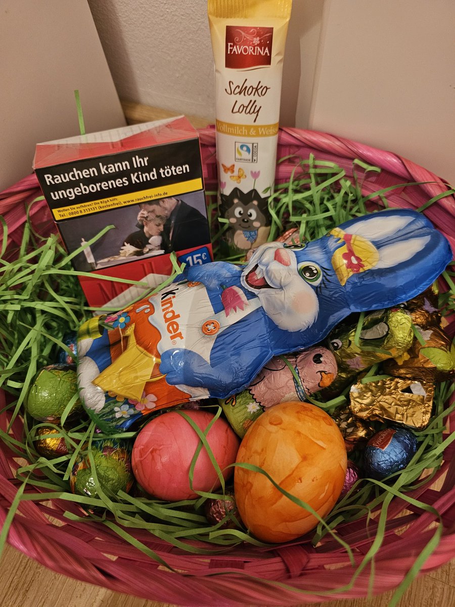 Cin // shtwt tweet media