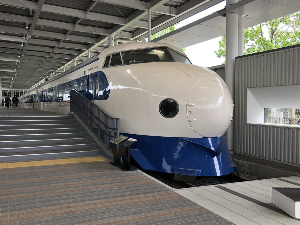 🐙明石のタマX🍤🇨🇭🐈🎸💉3🚃鉄旅食情報人🥩🦵 tweet media