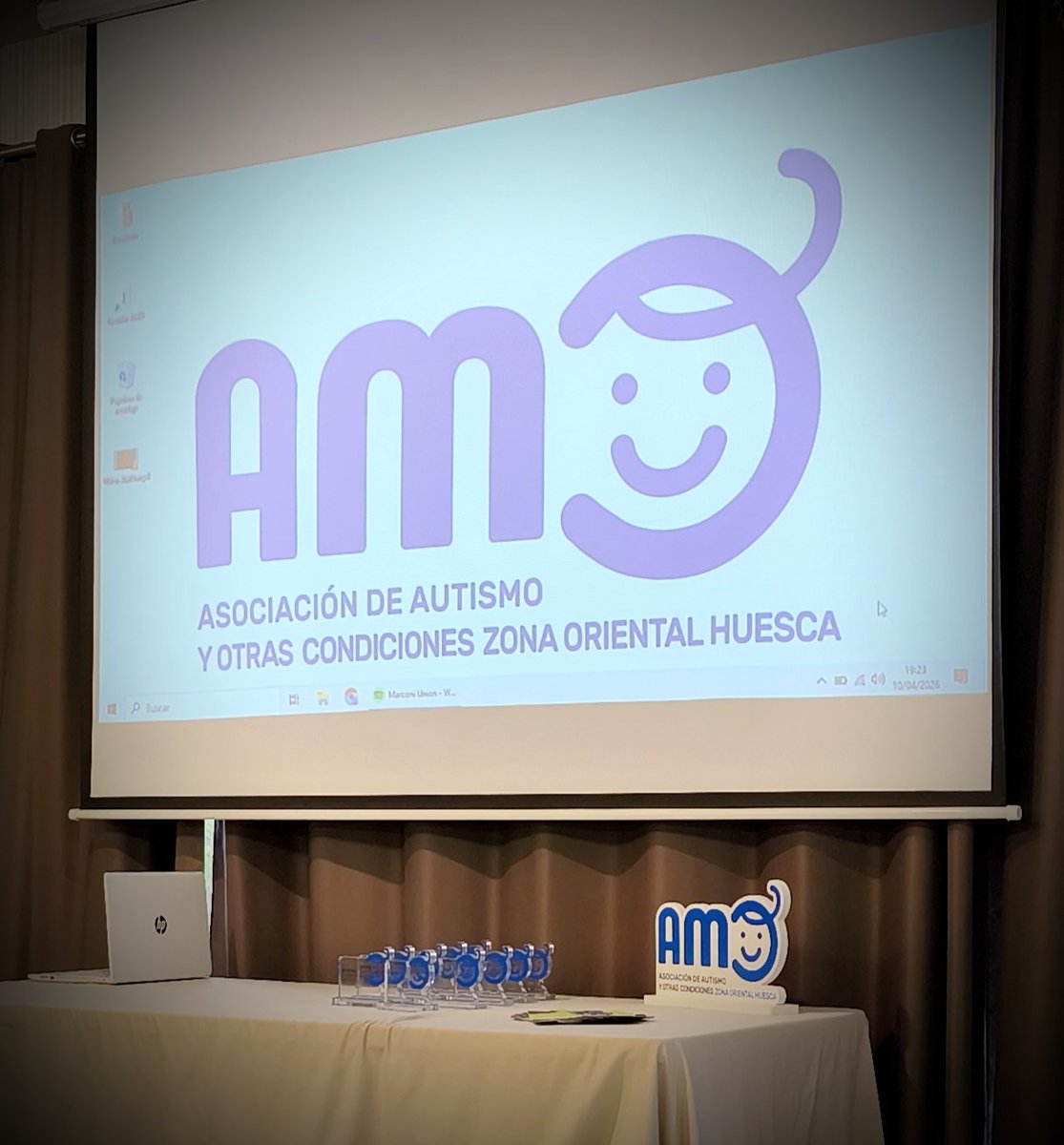 Gracias por vuestra invitación en este decimoprimer aniversario. Un honor poder acompañaros en una ocasión tan significativa.

Enhorabuena por la realizáis, que mejora la vida de tantas personas. Vuestra dedicación es ejemplo de compromiso, superación y resiliencia.
#autismo
