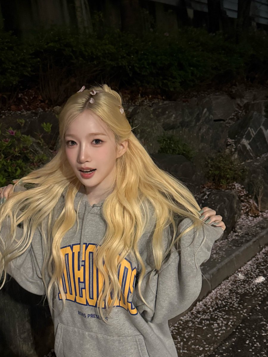 MelodyXxin tweet media