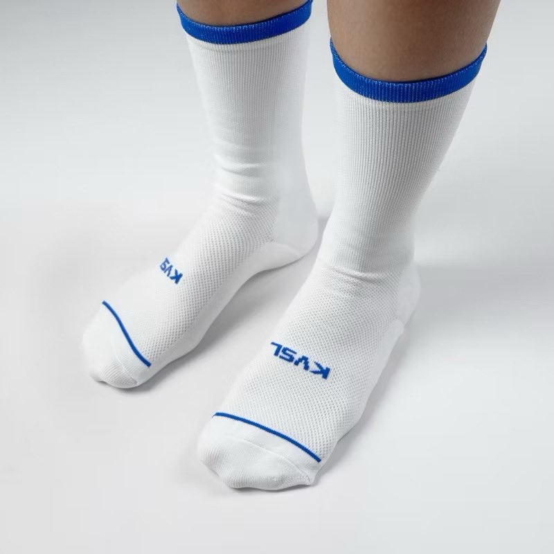 AnakInsekyurr's tweet photo. Meanwhile untuk kaus kaki, aku suka banget pakai ini karna dia uda anti blester dan bahannya breathable banget!
👉 https://t.co/RZUlB2hAoj https://t.co/3P6HORXgE4
