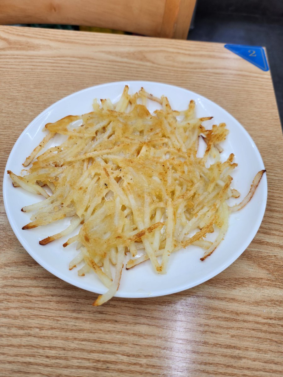 ようやくカムジャジョンを食べることができました。すりつぶすタイプではなく、写真のような刻むタイプが好みです。