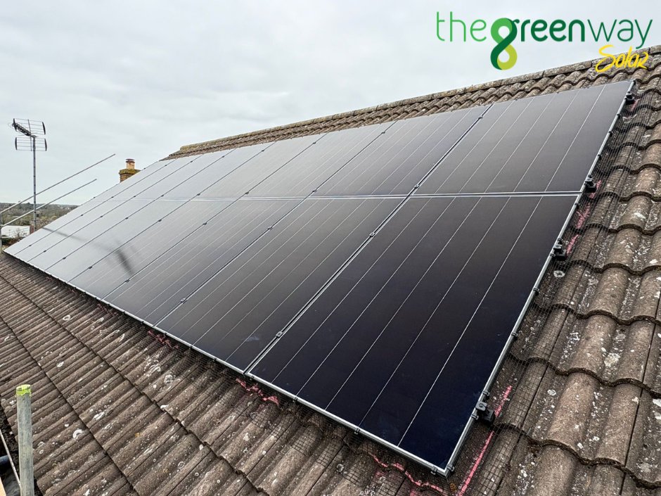 thegreenwaysol's tweet photo. Thrapston install complete!☀️

2x AIKO 490W panels, Tesla Powerwall 3 + Gateway &amp; MyEnergi Zappi installed; smart energy, storage &amp; EV charging in one system⚡🔋

Want to take control of your energy? Message us today!

#SolarPV #BatteryStorage #TheGreenWaySolar #RooftopRevolution https://t.co/K6hSsk9wsb