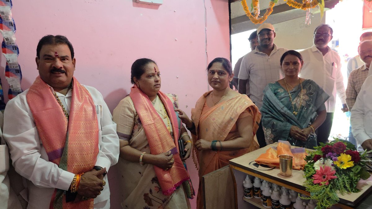 sanjaygaikwad34's tweet image. आज बुलढाणा शहरातील संगम चौक येथे प्रो.प्रा.श्री. अविनाश बंगाळे यांच्या “एबीएस ऑटो पार्ट्स” शॉपचे उद्घाटन माझ्या तसेच नगराध्यक्षा सौ. पूजाताई संजय गायकवाड यांच्या हस्ते उत्साहपूर्ण वातावरणात संपन्न झाले.

#autoparts #उद्घाटन #buldhana #shivsena #sanjaygaikwad