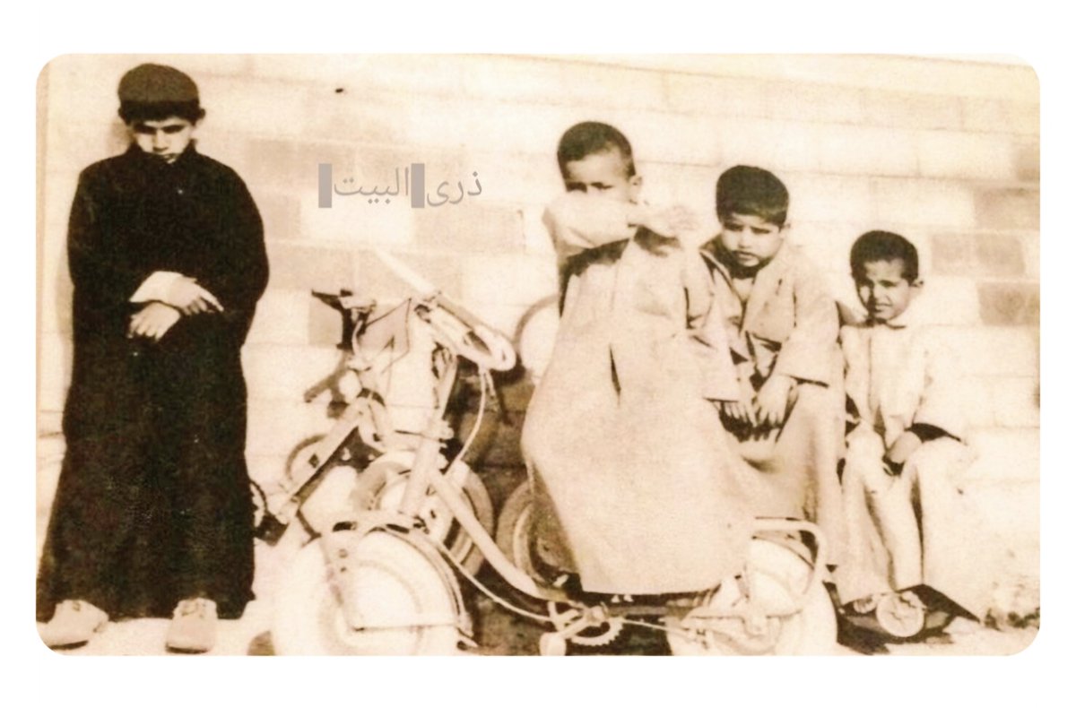 من اليمين عبدالله حمود الجبري رحمه الله ونايف محمد الجبري وخالد ناصر الجبري واحمد حمود الجبري