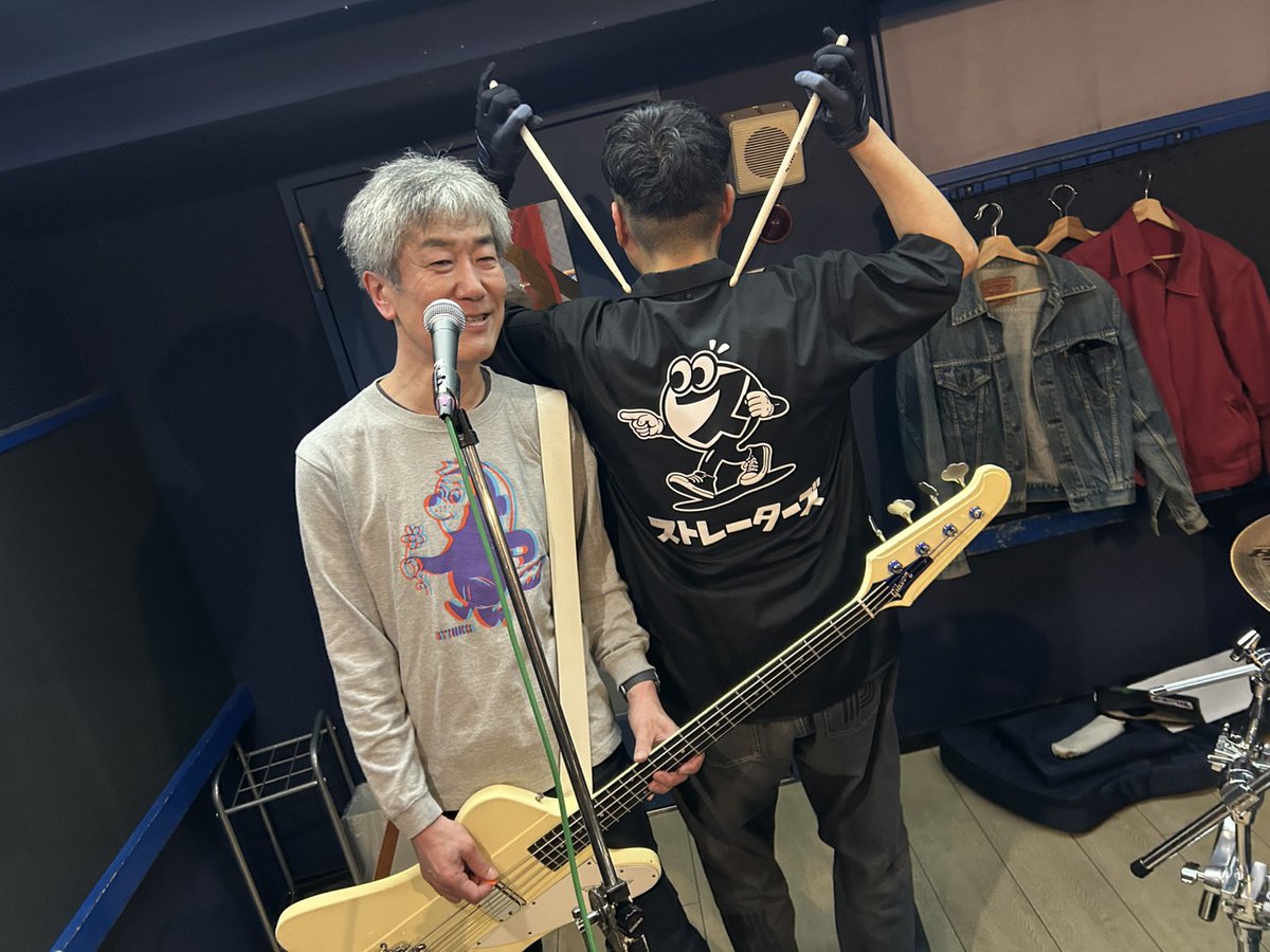 次回5/ 9(sat) 荻窪club Doctor

この日は新メンバー
ドラム・ケイのデビュー！
ここから新体制、始動。

そしてストレーターズはトリです。

ストレーターズ
TOMMY THE DINGO!
BarometZ
MASAMI &amp; THE NATIONALS
LUNA ASS