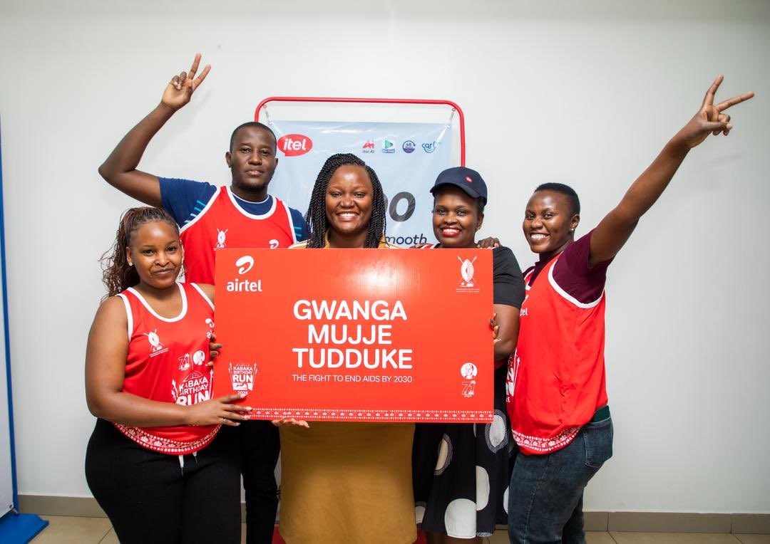 Airtel_Ug's tweet image. As we count down to tomorrow’s Kabaka Birthday Run, we spent time with our partners at Transsion Holdings; the teams behind TECNO,Itel and Infinix, rallying their staff to take part in this year’s run.
See you at the starting line. 🏃🏾‍♂️

#KabakaBirthdayRun2026 #GwangaMujjeTudduke